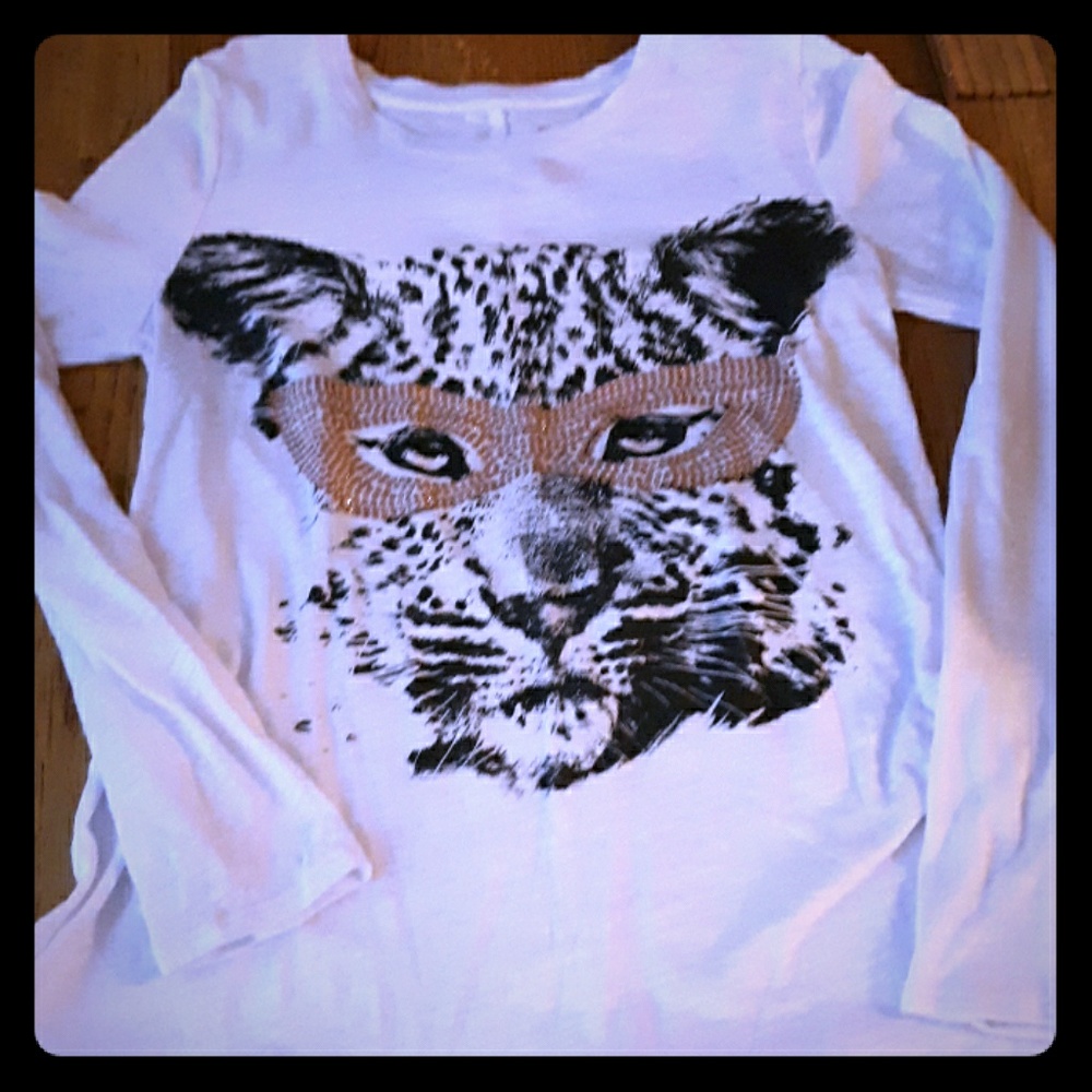 Long sleeve tee